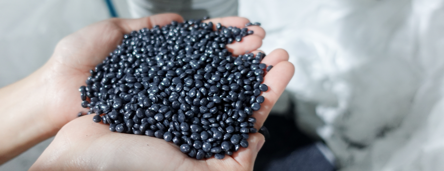 High-quality plastic pellets ready for reuse High-quality plastic pellets ready for reuse
